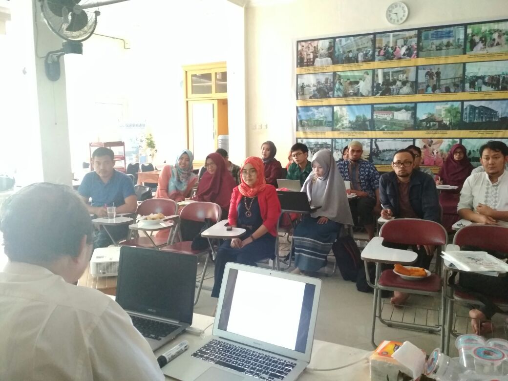 Training Manajemen Civitas Akademika IPI langsung dari ahlinya