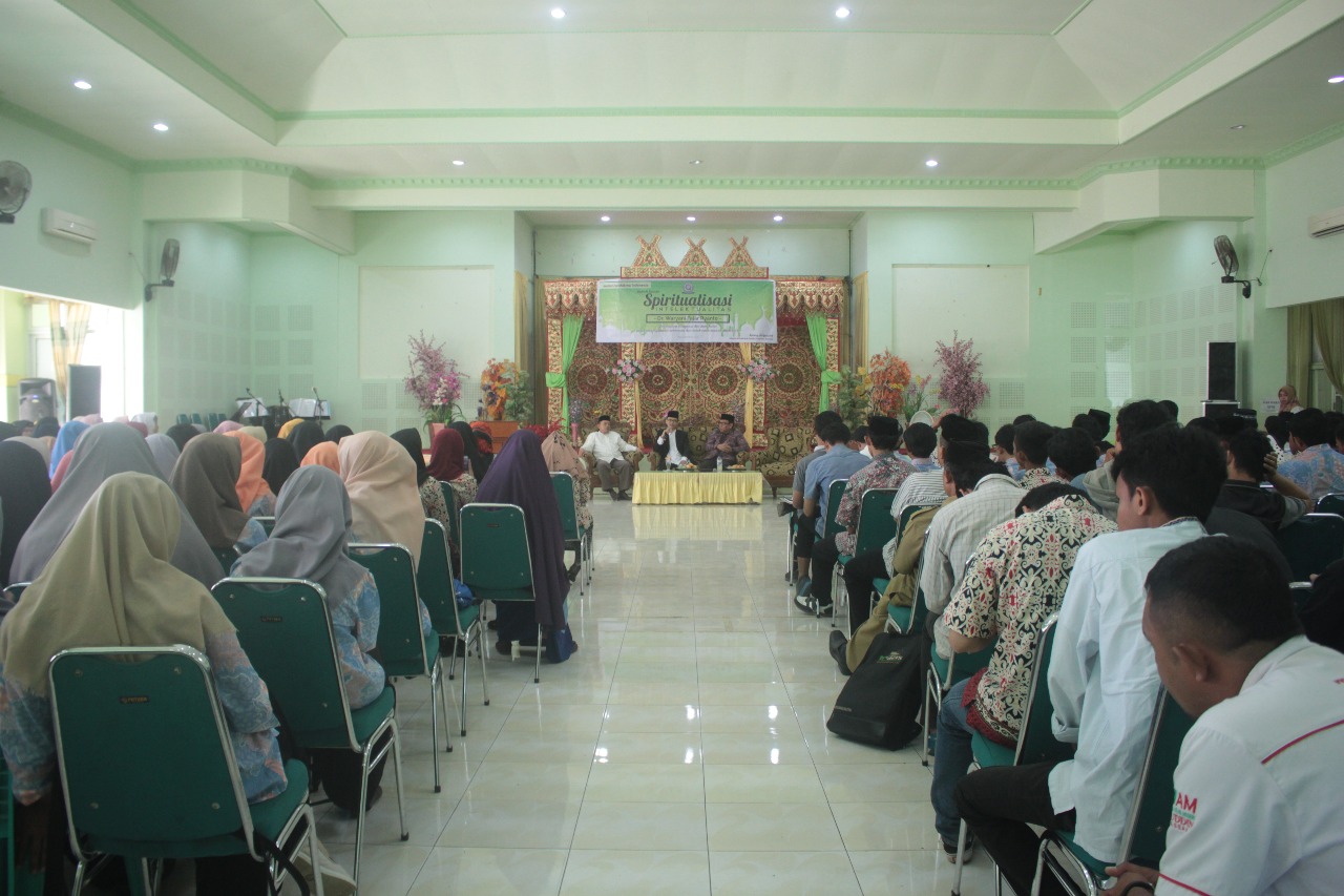 Doktor Muda dari Pekalongan menjadi Pemateri Kuliah Umum IPI