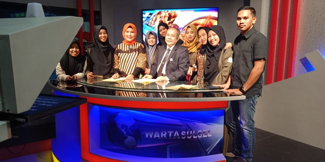 Rektor IPI Menjadi Penyiar Berita Sulawesi Vision di TVRI Sul  Sel