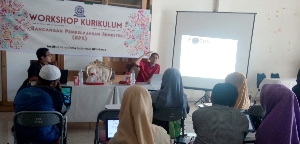 Workshop Kurikulum Berbasis KKNI Institut Parahikma Indonesia