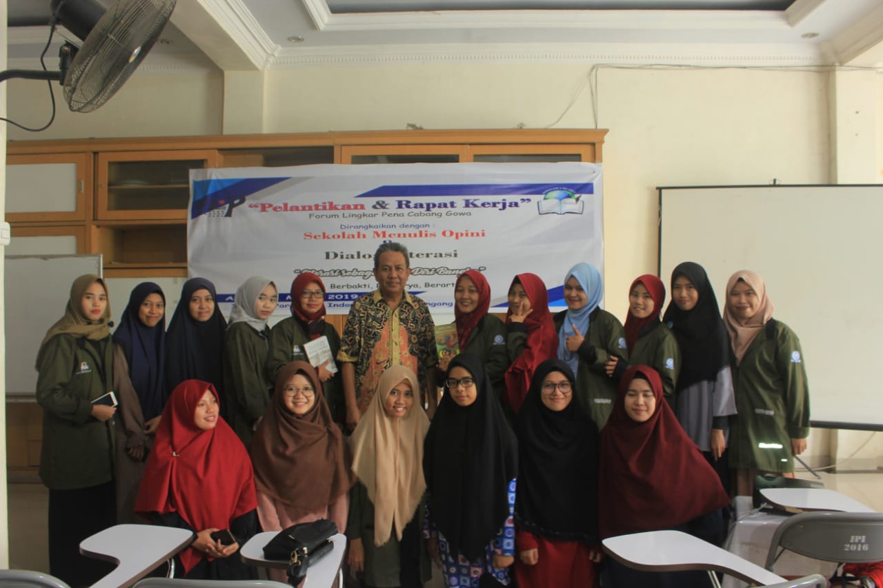 Dialog Literasi dan Pelantikan FLP Cabang Gowa di IPI