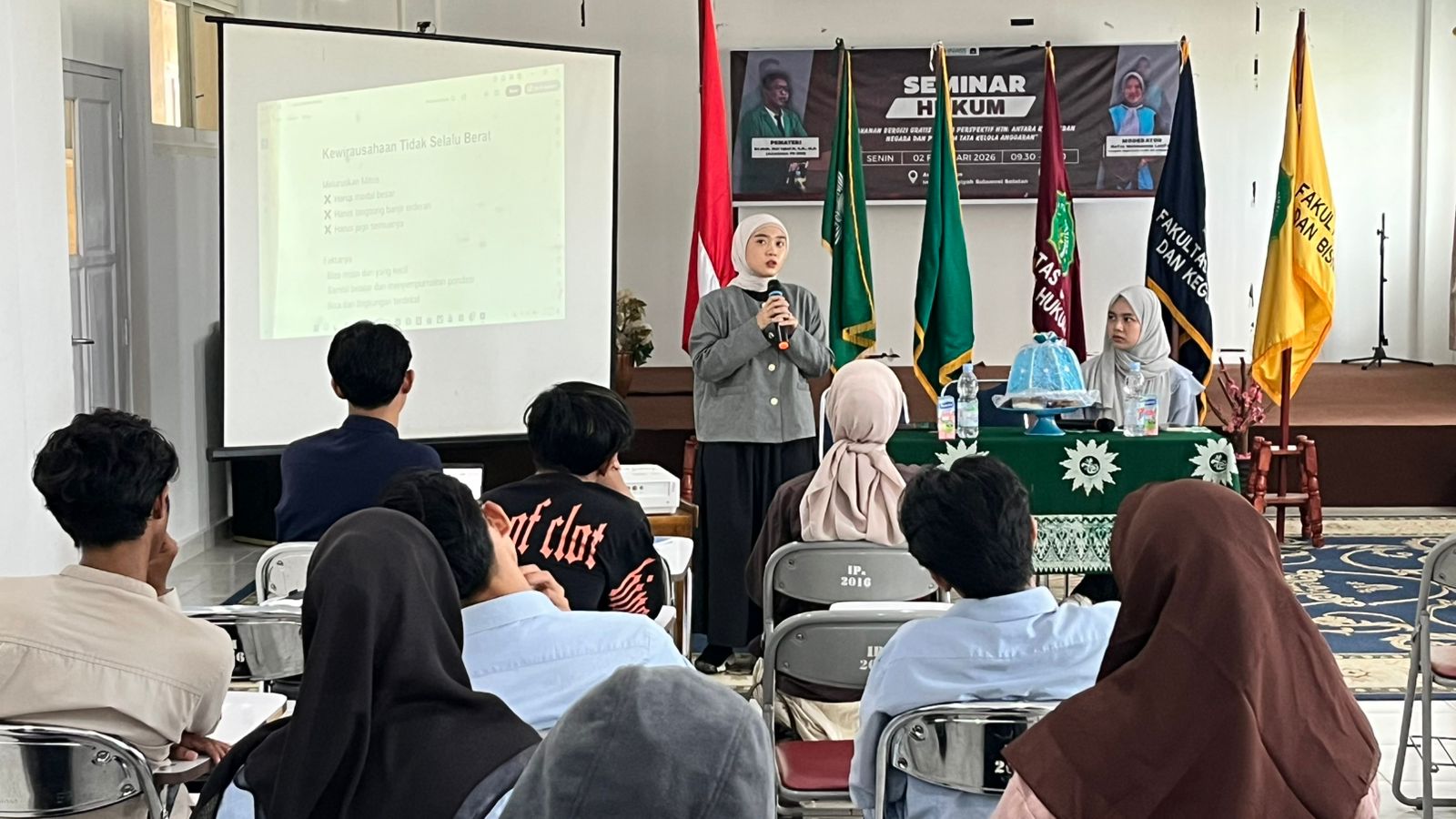 Pameran Produk Kewirausahaan & Talkshow Bisnis “Intropreneurship” Bangun Wawasan Bisnis Mahasiswa INASS Angkatan 2024.