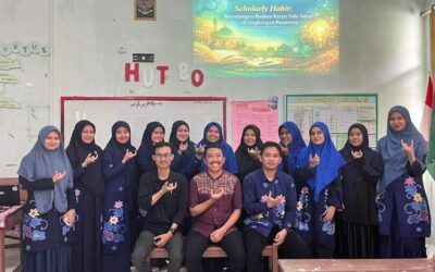 Pelatihan Dasar Artikel Ilmiah Digelar di Lingkungan Pesantren Ummul Mukminin.