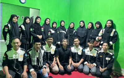 Berbagi Iftar & Buka Bersama: HMPS Tadris Bahasa Inggris INASS Tebar Kebaikan di Bulan Ramadan